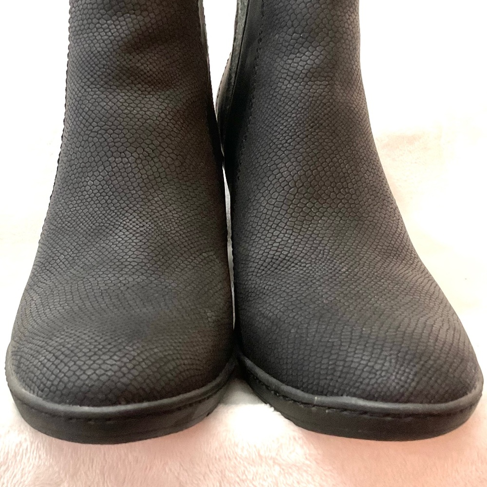 BLACK BARE TRAPS DASHA SLIP ON COMFORT POSTURE PLUS CHELSEA ANKLE BOOT SZ 10 - Picture 7 of 12